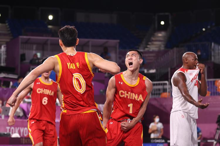 中国男篮vs波兰录像回放