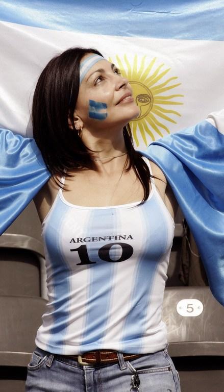 阿根廷女球迷写真图